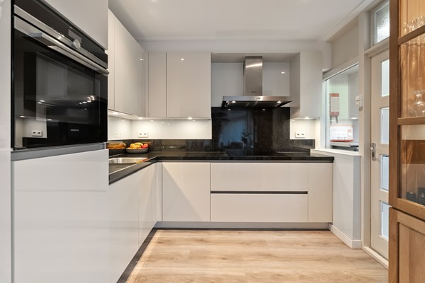 Medium property photo - Spoorgracht 10, 1781 CC Den Helder